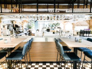 restaurant-bar