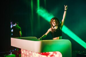 DJ Always Alice bij Dengh
