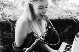 Dengh Muziek ceremonie Lovesound