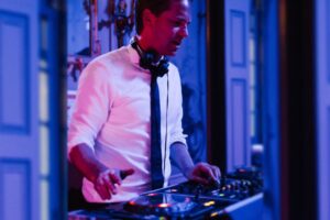 DJ Friso bij Dengh